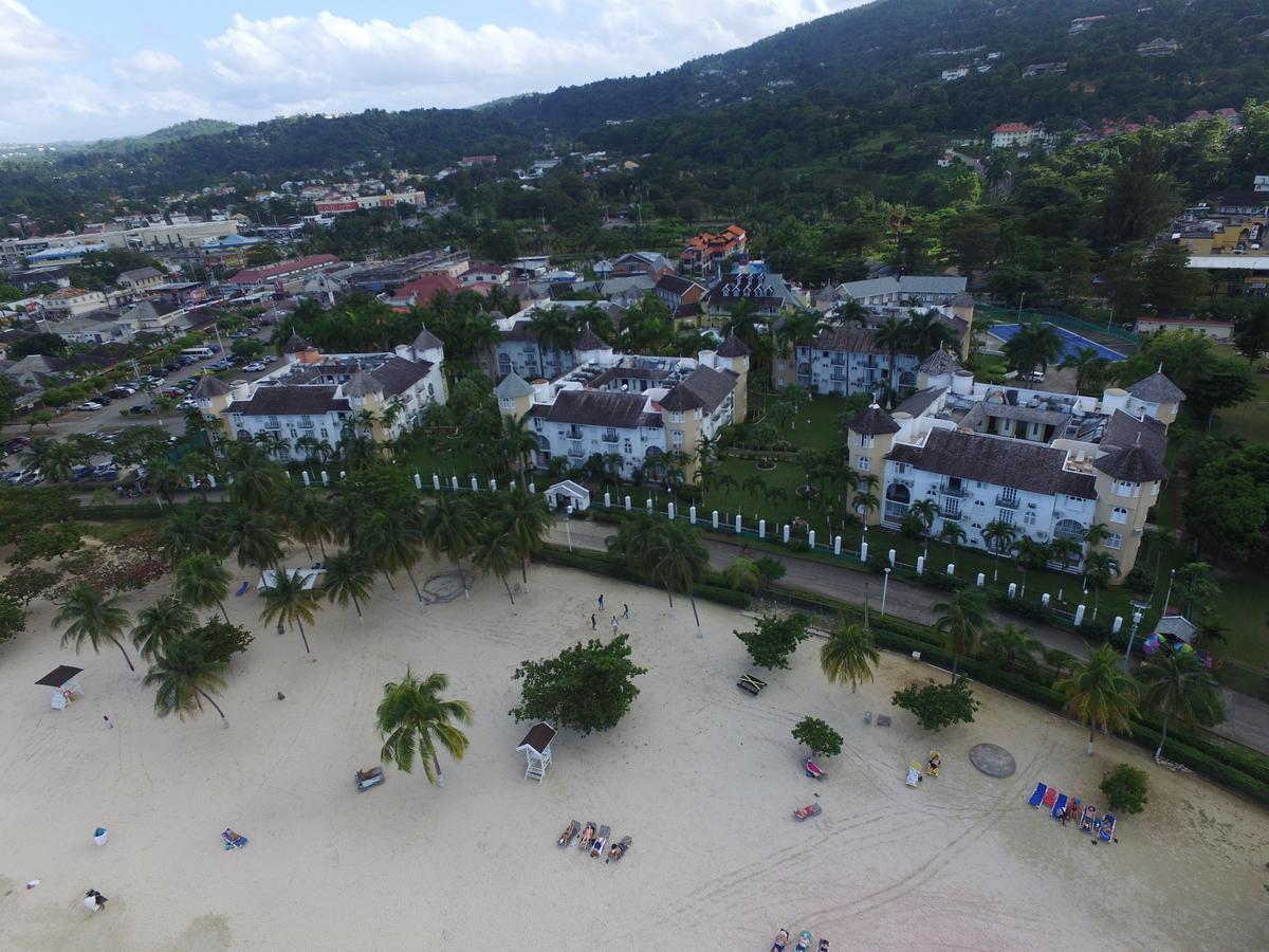 Sandcastles Beach Resort Ocho Rios Exterior photo